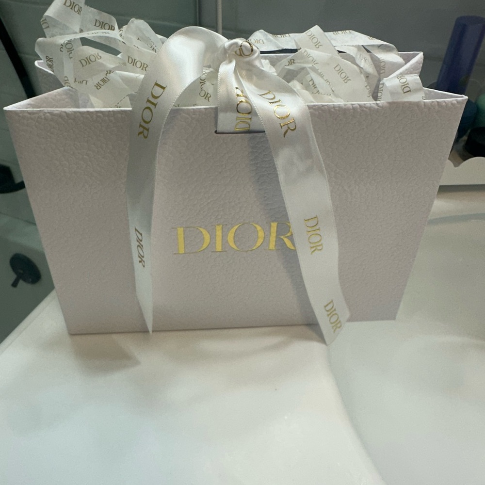 Dior SmallGift Bag with Gold Accents with shredded Dior filling and Ribbon🎀🎀🎀🎀🎀🎀